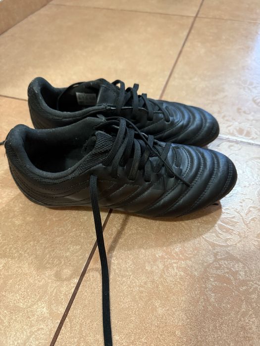 Оригінальні шкіряні копочки adidas