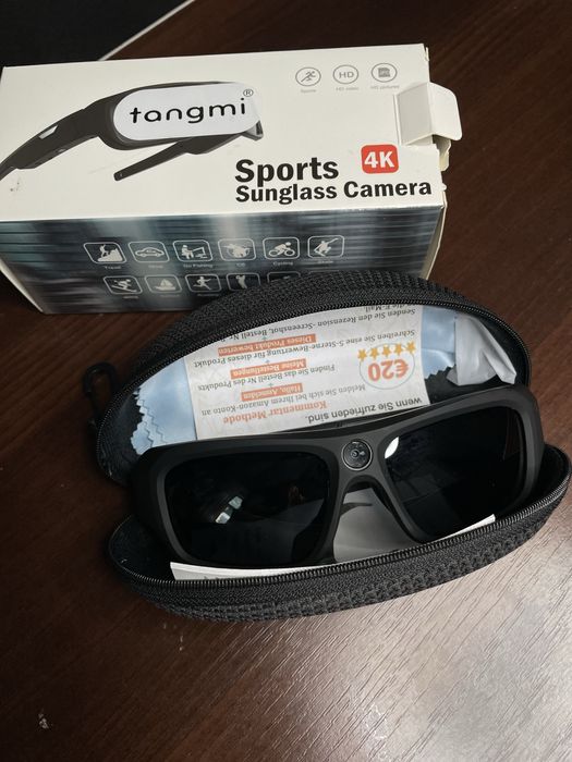 Сонцезахисні окуляри з камерою