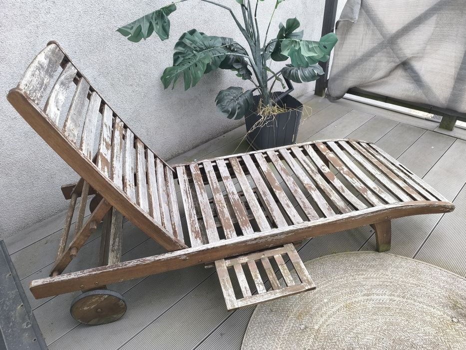 Leżak drewnianym ogrodowy do renowacji