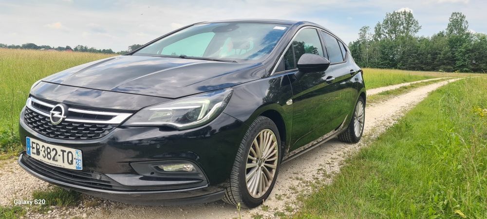 Opel astra k parktronik duże radio dotykowe