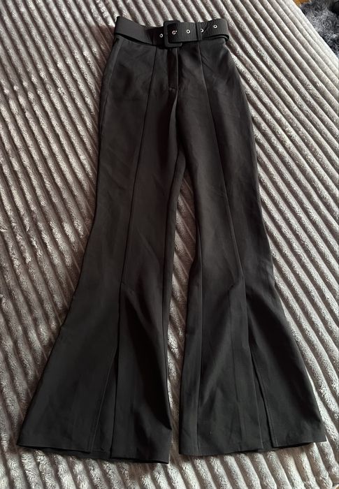 Класичні чорні штани