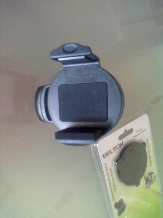 Suporte universal para telemovéis ou GPS
