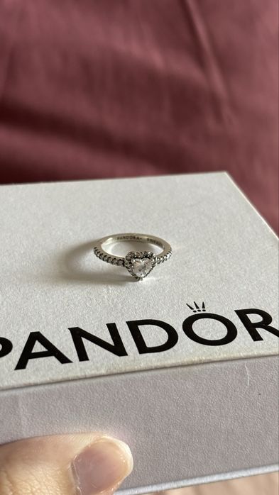 Conjunto colar e anel tam 52 Pandora