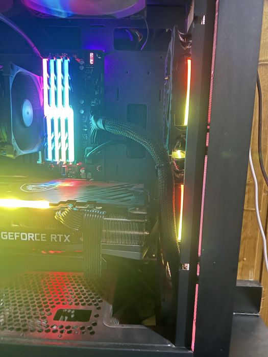 PC Mid-High Gaming / Workstation i9-9900k, 32Gb Ram, Gráfica Rtx3070