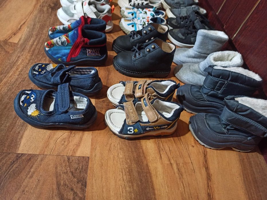 Дитяче взуття 21-22 розмір