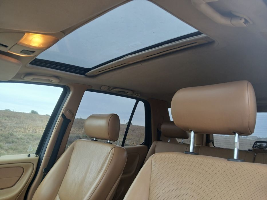 Мерседес_Бкнс  МЛ 230