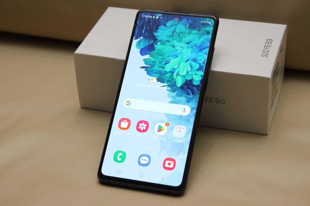 Telefon Samsung S20 FE S20FE 5G 6 / 128 GB