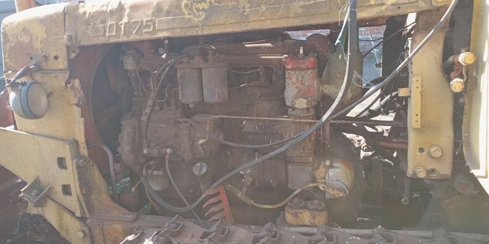 Продам трактор ДТ 75