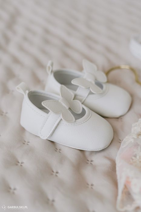 Buciki do chrztu r.16/17