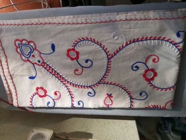 Toalha Bordada de Viana Castelo c/ 6 Guardanapos (Impecável)