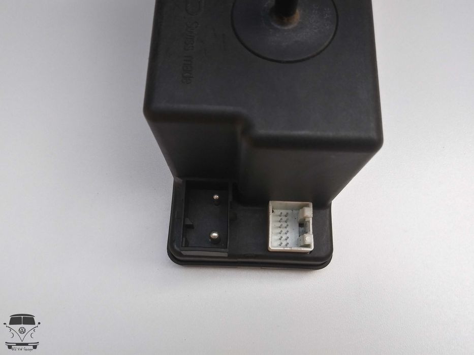 Компрессор центрального замка (4A0 862 257 А) Ауди 80 Б4, А4 Б5, А6