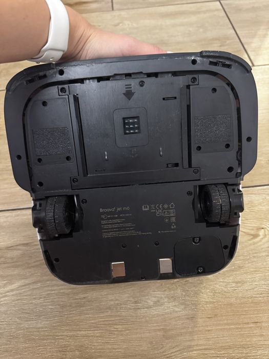 iRobot brava jet m 6