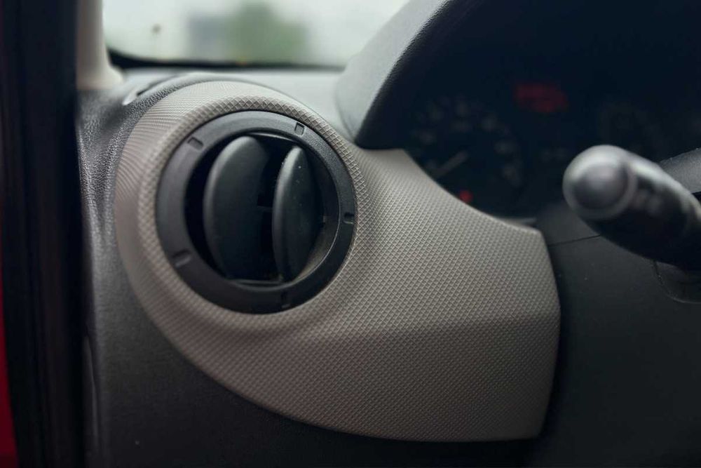 Dacia Sandero 2009