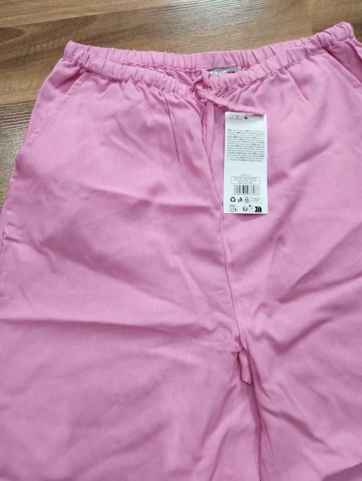 Nowe spodnie dziewczęce 170