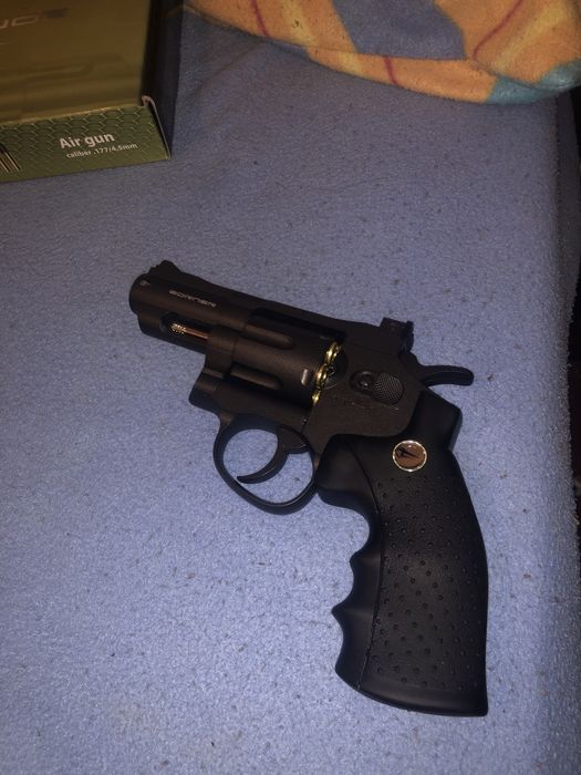 Revolver a C02 nova na caixa (full metal)