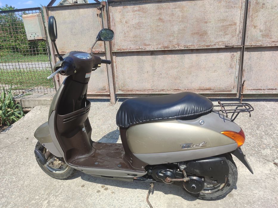 Продам  Honda TACT AF 51