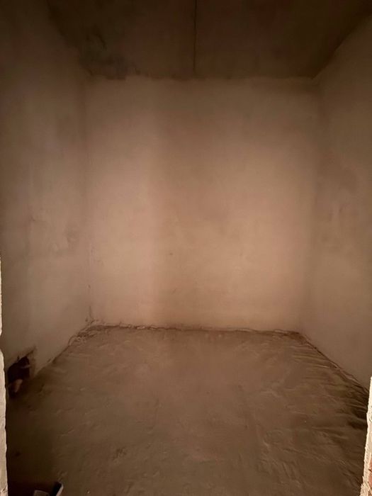 Готова до Ремонту! Двохстороння 1-кімнатна ,Паркова Алея