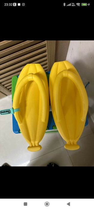 Hit slippers klapki r. 39 Banana gruba podeszwa