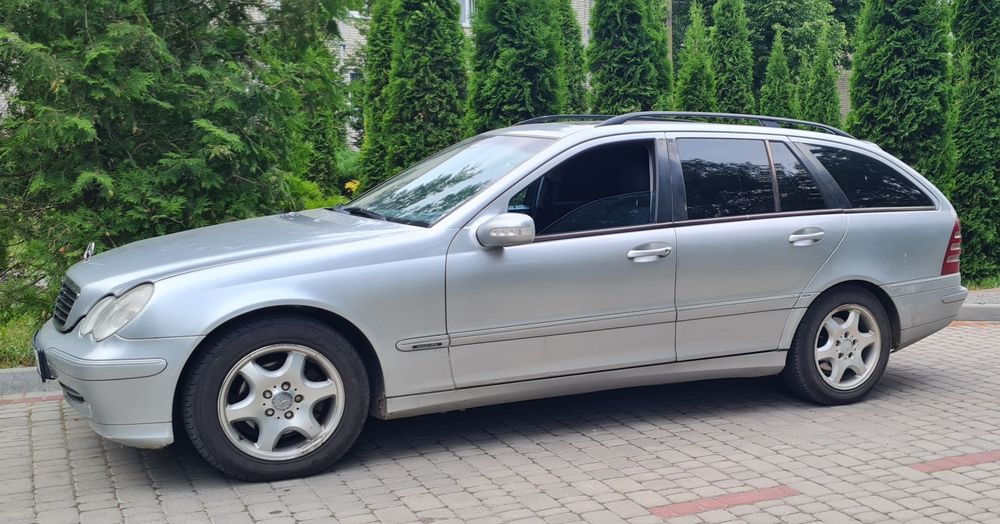 Mersedes-Benz. C200.   2,2 Diesel