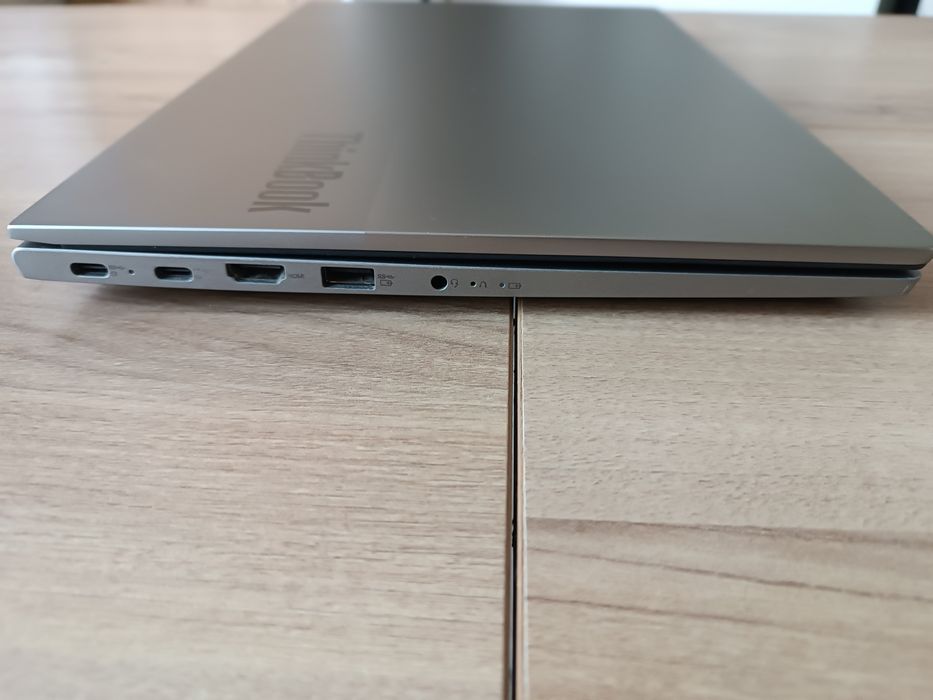 Ноутбук Lenovo ThinkPad 15 G3 ACL 15.6" IPS / AMD Ryzen 5 5500U / RAM 16 ГБ / SSD 512 ГБ