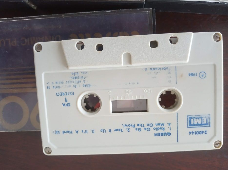 cassetes de música muito antigas