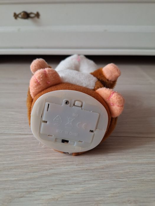 Продам детскую развивающую игрушку,  разговаривающий хомяк