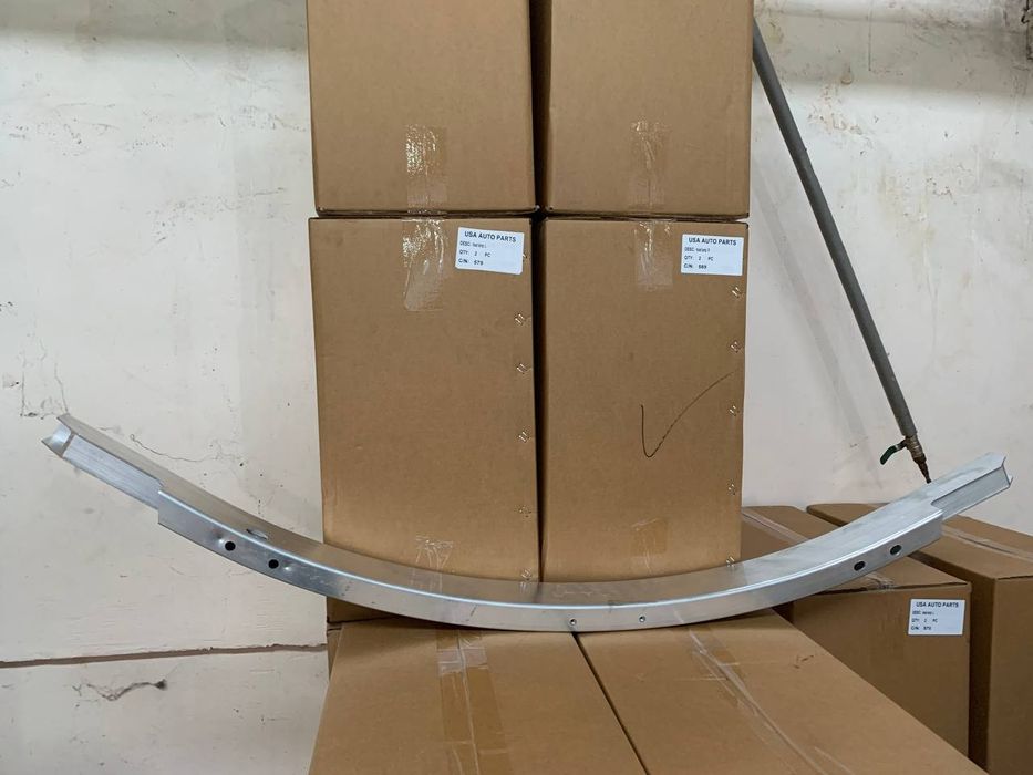 TESLA, MODEL 3, Усилитель переднего бампера верх  2023 2024