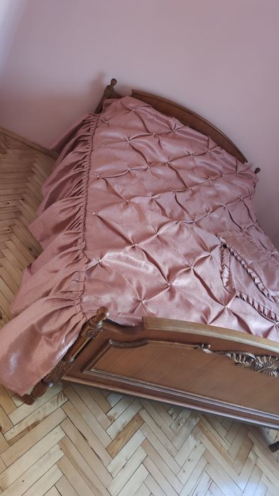 Покривало на ліжко+2 дек. наволочки