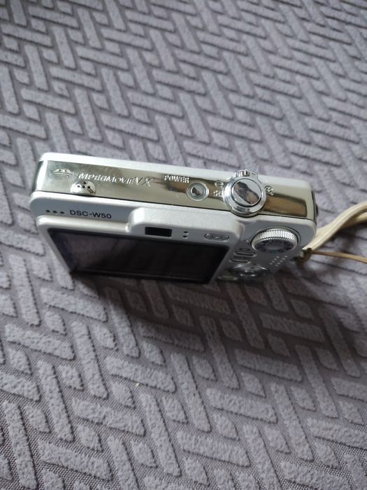 Máquina fotográfica Sony DSC-W50
