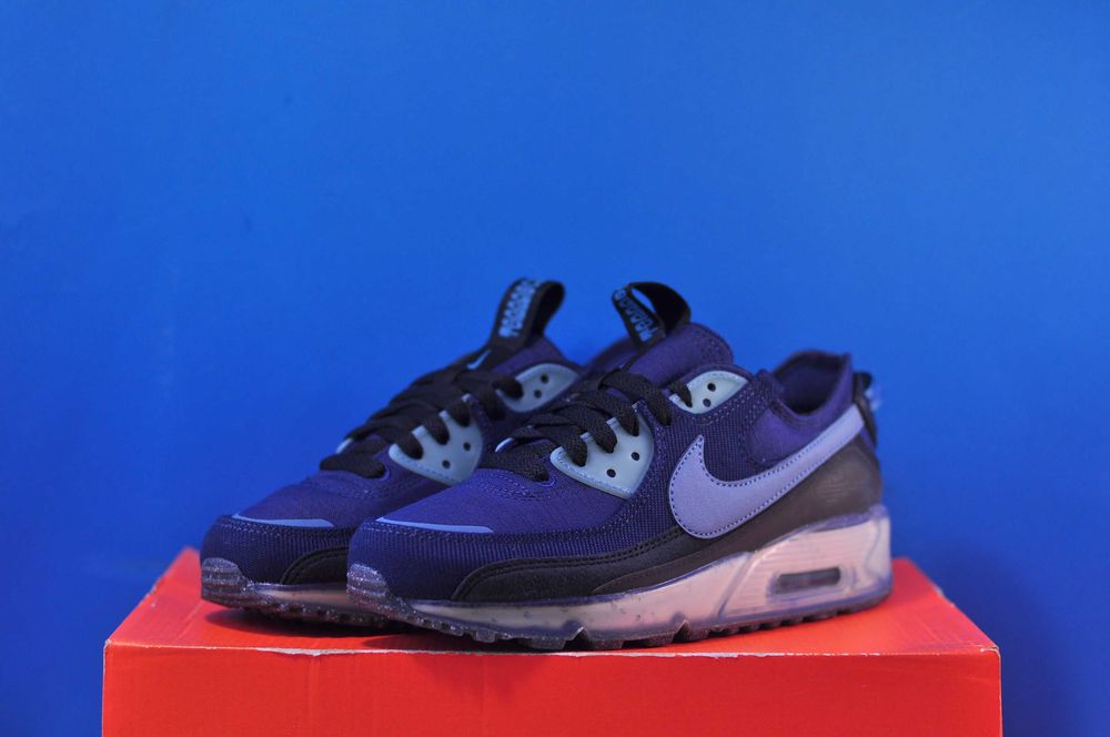 Кросівки Mizuno Wave Lightning  Nike Air Max Terrascape 90 Оригінал