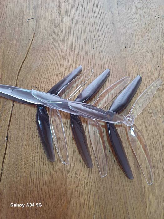 Пропеллеры для FPV 7X4X3 .    7" дронів (2CW+2CCW) родріб  60грн / ком