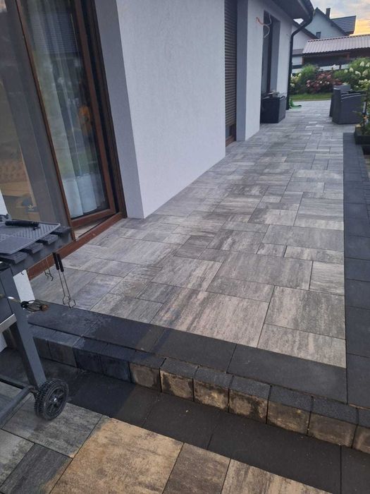 Usługi Koparko-ładowarką