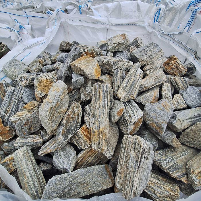 Łupek czarny do gabionu kamień biały na skarpę otoczak kora kamienna