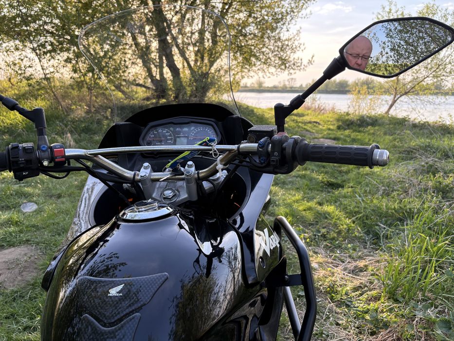 Honda Varadero 125 2002r.