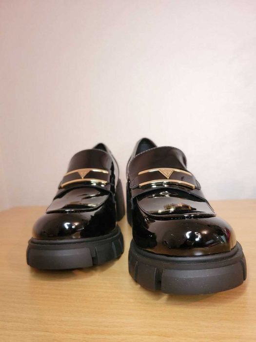 лофери лоферы GUESS 24,2 см