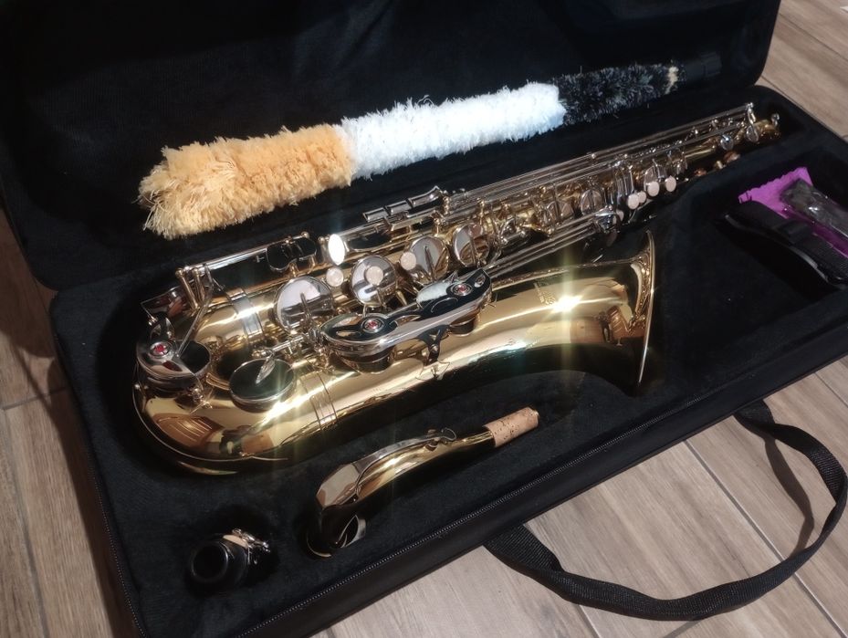 Saksofon tenorowy Bb NOWY szczelny sprawdzony 100% warto Polecam