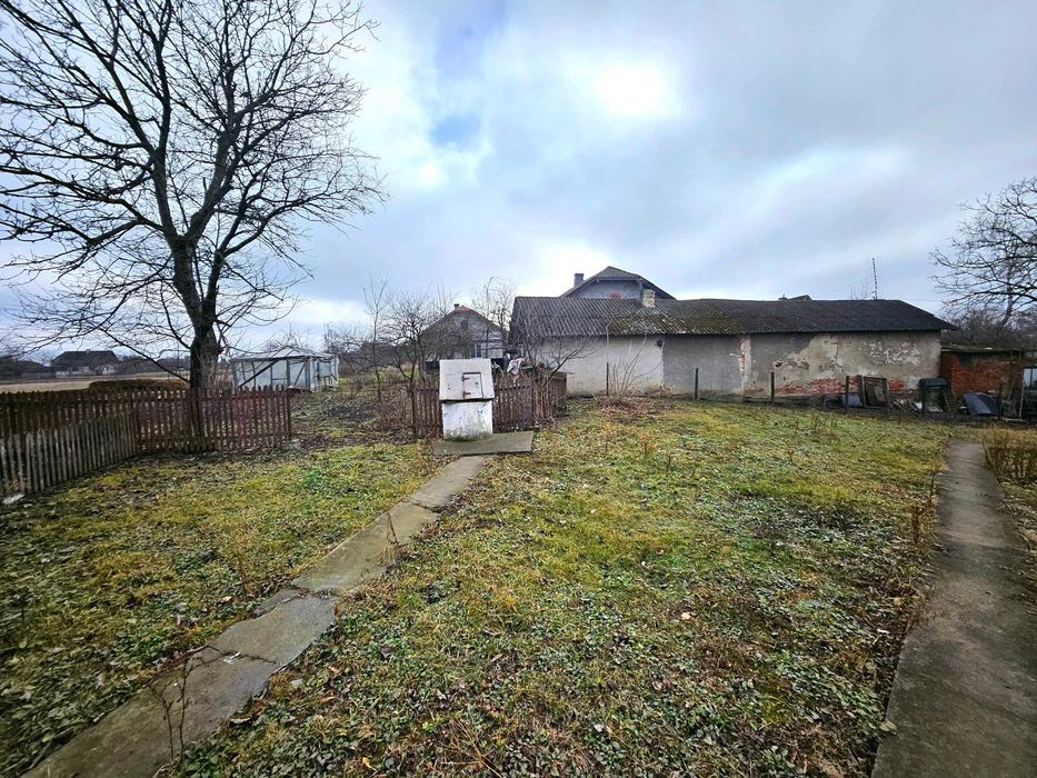 Будинок з ремонтом в хорошому стані за Галичем