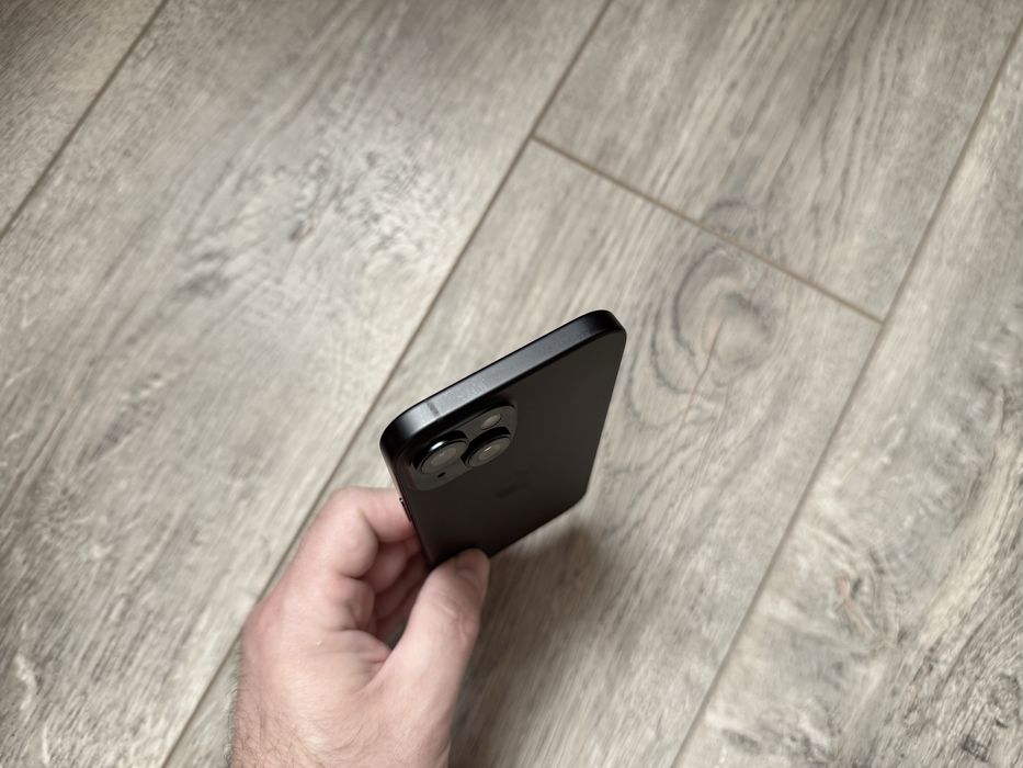 iPhone 15 128gb Black