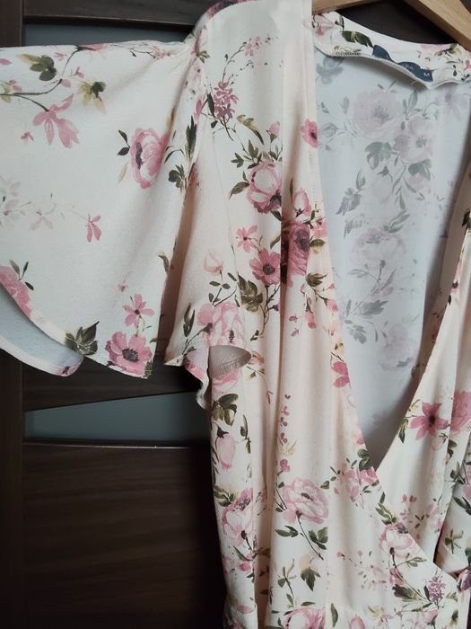 Różowa sukienka Polina Manifiq wiskoza 100% rozmiar M 38