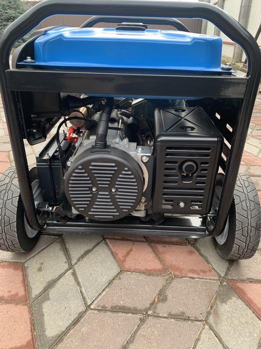 Бензиновий генератор Gude GSE 8701 RS