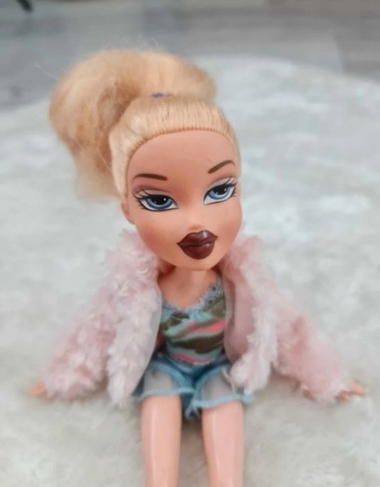 Lalka Bratz MGA 2001 Rok Unikat Oryginalna Lalki
