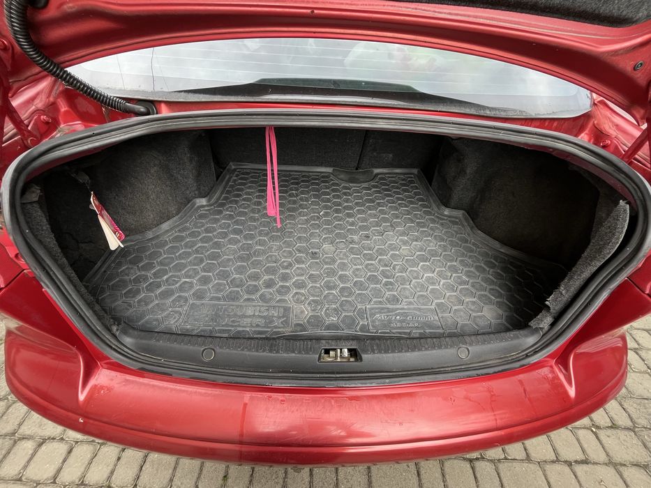 Mitsubishi Lancer 10