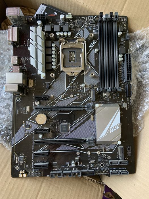Комплект Процесор Intel Core i7-8700K BOX / материнська плата ASUS