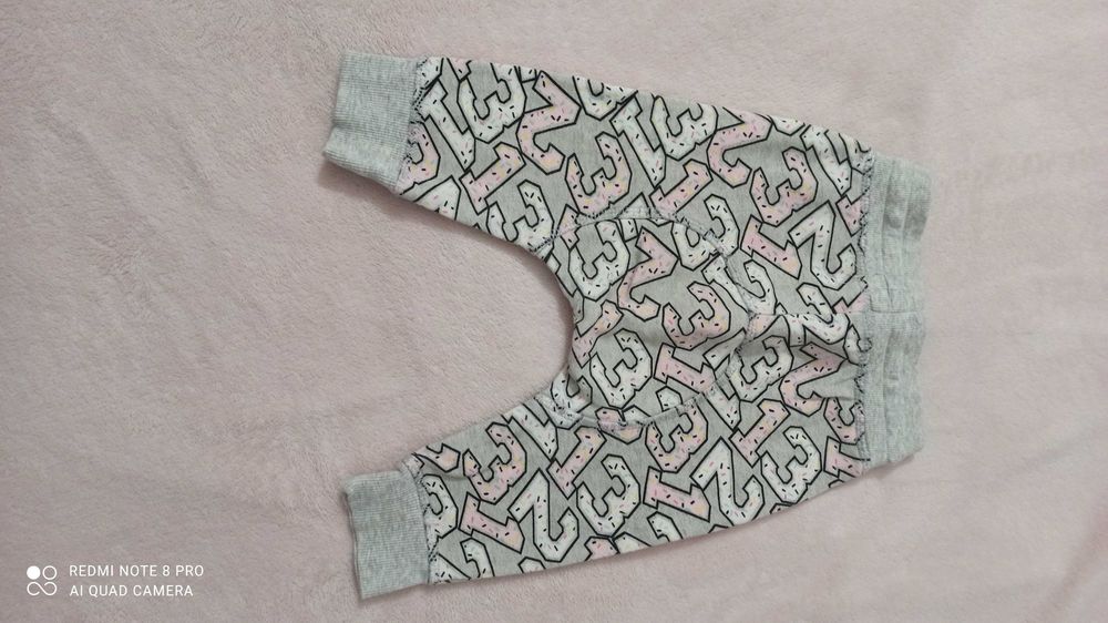 Spodnie - dresy rozmiar 74