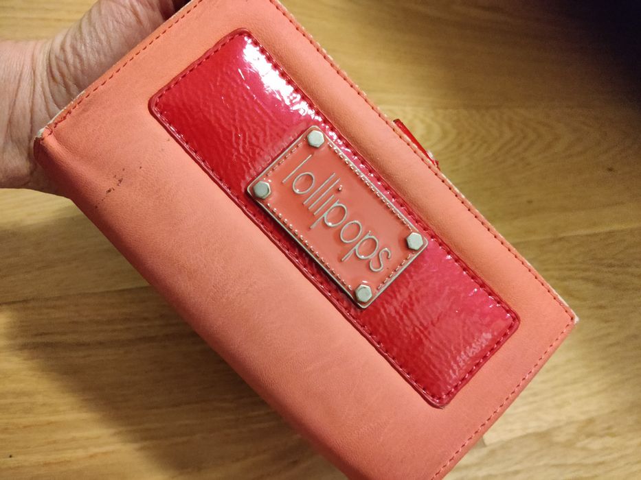 Carteira fúcsia, Lollipops