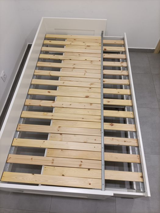 Cama individual/dupla IKEA BRIMNES, como NOVA