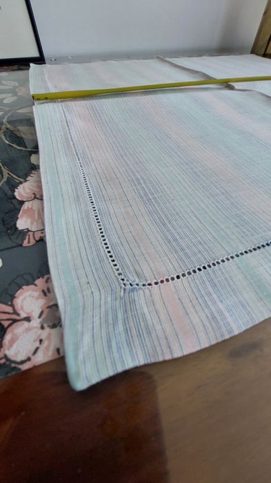 Conjunto de 12 guardanapos em puro linho dos Açores