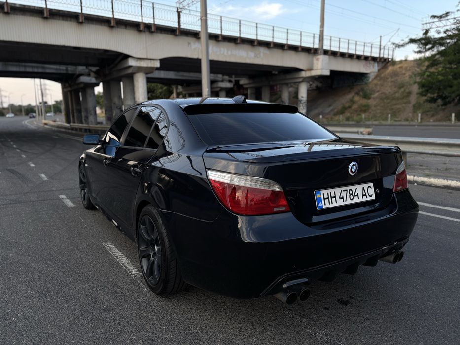 Продам BMW e60, N52B25 , механіка 6