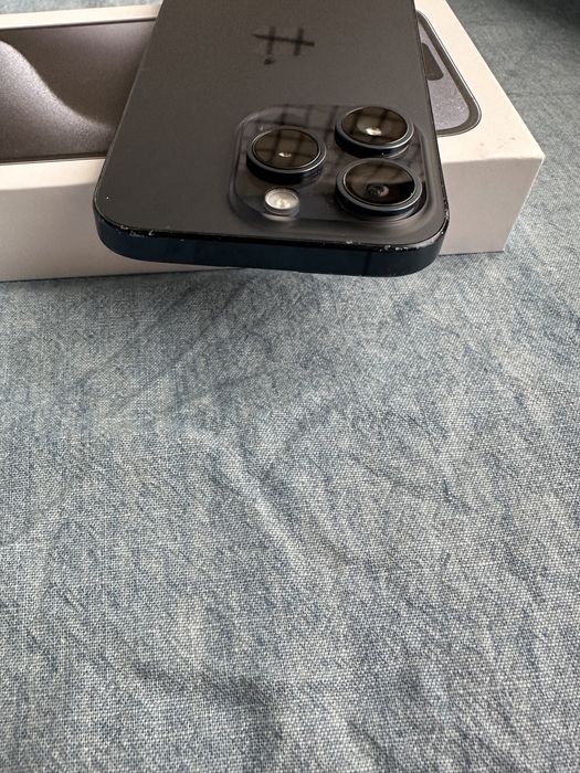 iPhone 15 Pro, 256GB neverlock