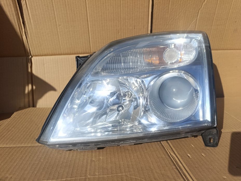 Фара ліва галоген Opel Vectra C Signum Вектра сігнум